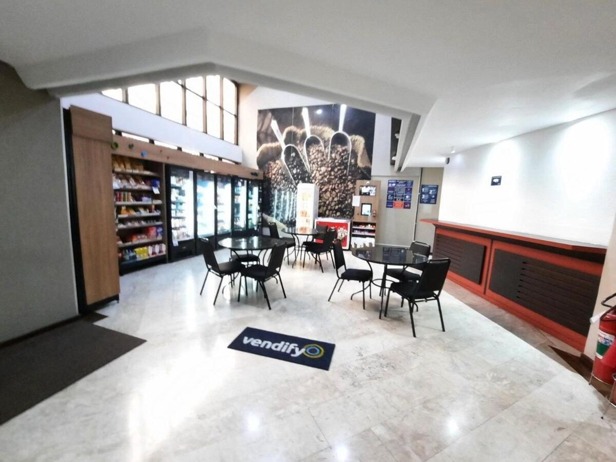 Qi Ibirapuera Com Cozinha E Sacada