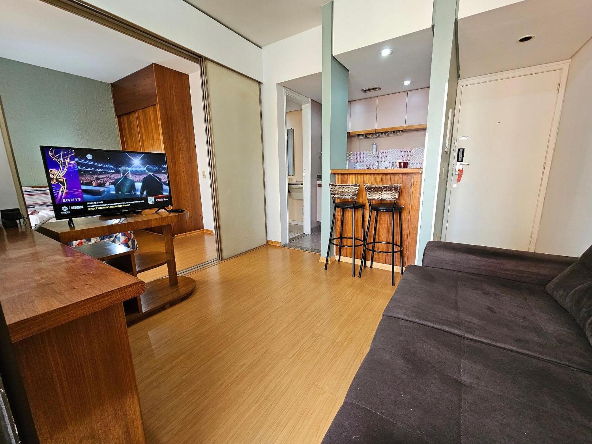 Apartamento Qi Ibirapuera Com Cozinha E Sacada